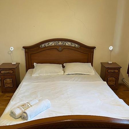 غارني Guest House Saman المظهر الخارجي الصورة