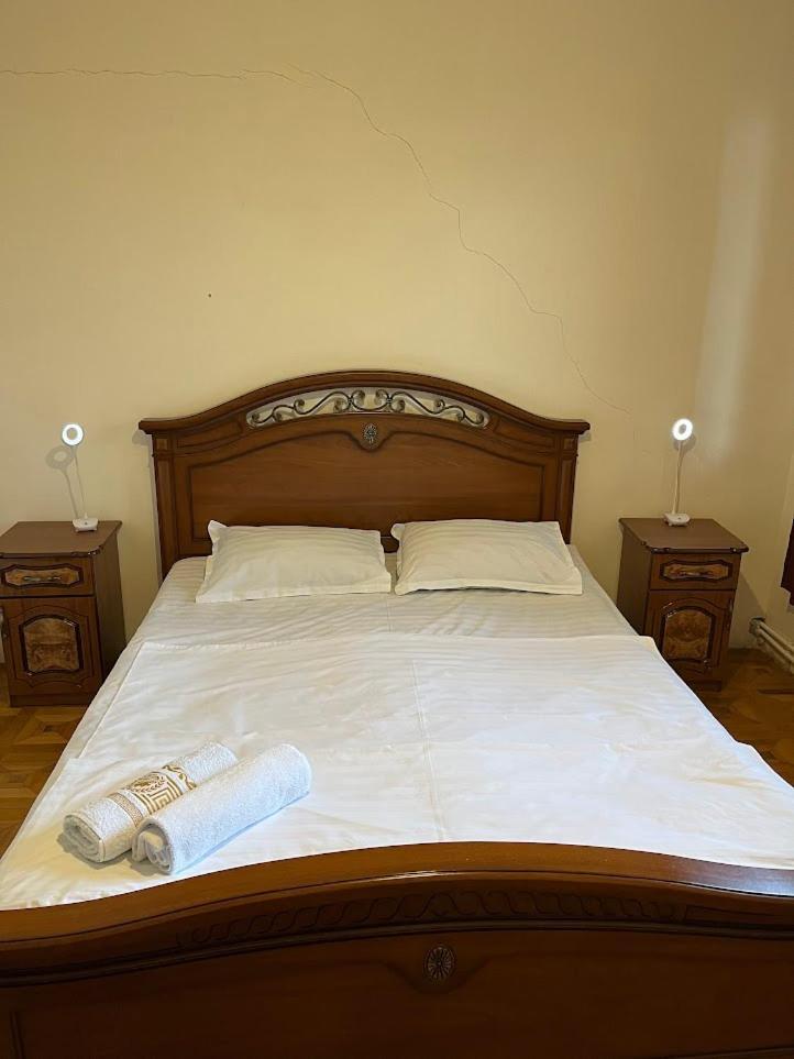 غارني Guest House Saman المظهر الخارجي الصورة